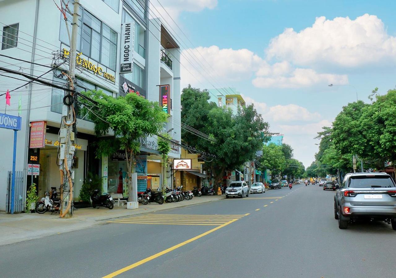 Khách sạn Phố Ngọc Nha Trang Exterior foto